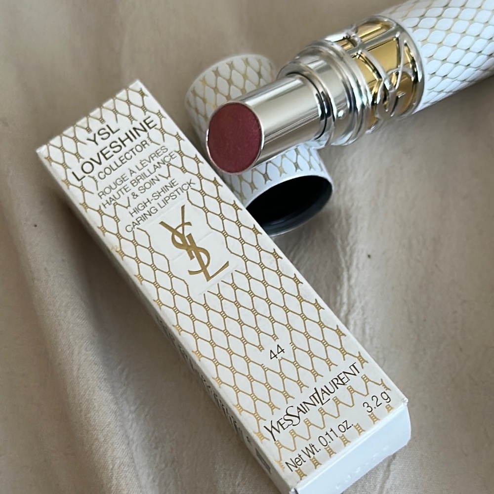 Yves Saint Laurent Loveshine Lipstick - 44